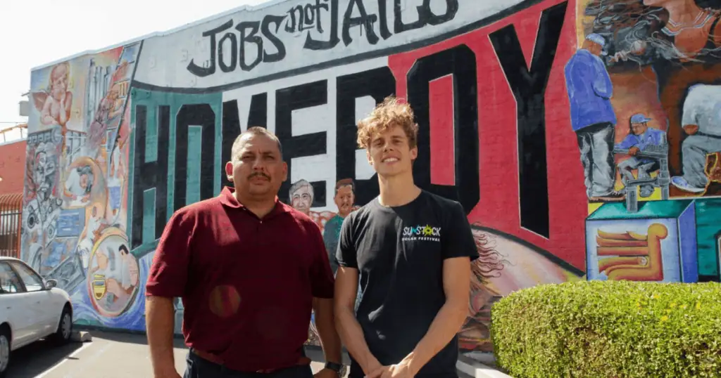 Help Indie Rockers Buy Solar Panels for a Cool L.A. Nonprofit